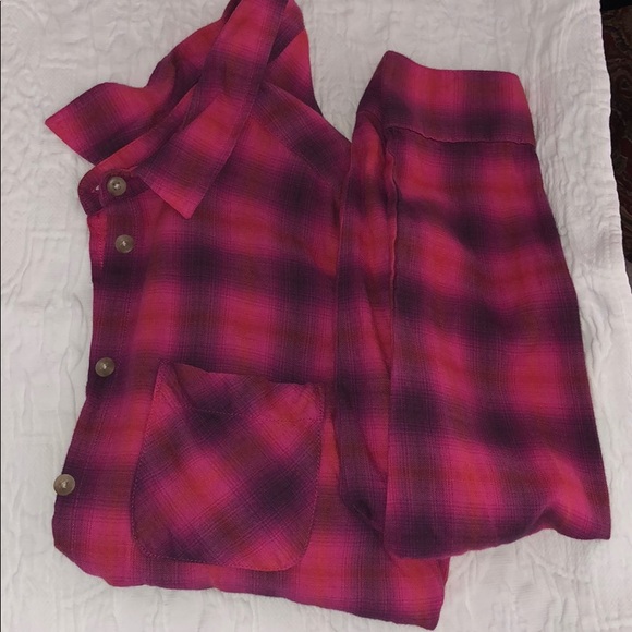 Soft pink plaid long sleeve. Extremely soft AE - Picture 3 of 3